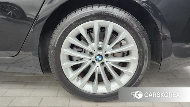 BMW 5 Series (G30) id 4637096 из Кореи 13