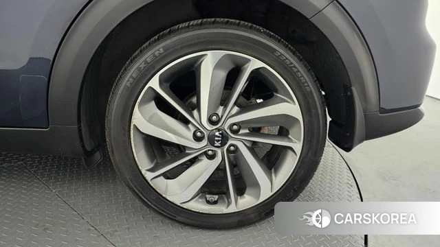 Kia Niro id 4246196 из Кореи 13