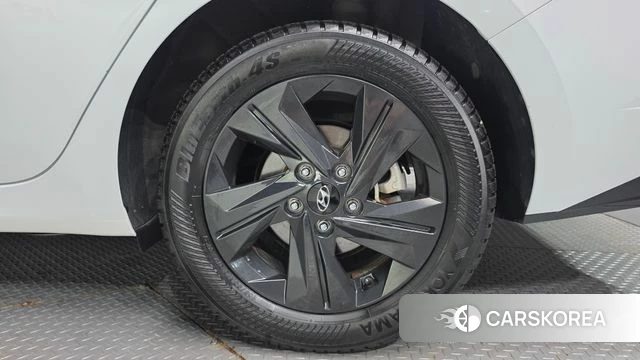 Hyundai Avante (CN7) id 4517763 из Кореи 13