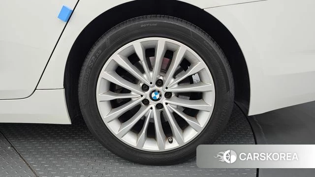 BMW 5 Series (G30) id 4751352 из Кореи 13