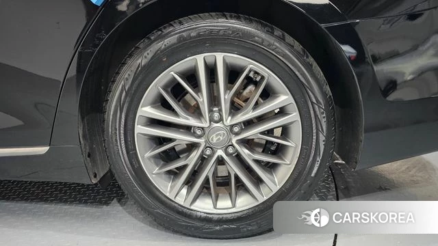 Hyundai Grandeur IG id 4331335 из Кореи 13