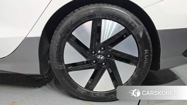 Hyundai Ionic 6 id 4223555 из Кореи 13