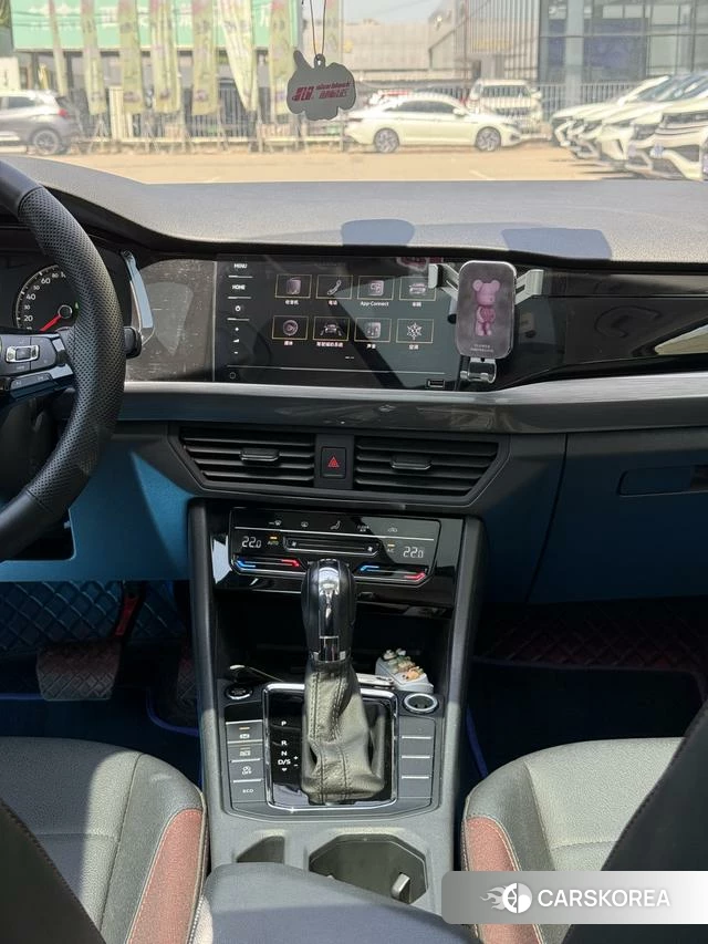 Volkswagen Bora id 4271533 из Китая 13