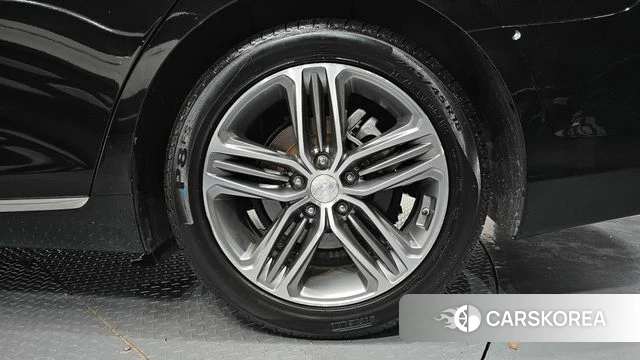 Hyundai Grandeur IG id 4610444 из Кореи 13