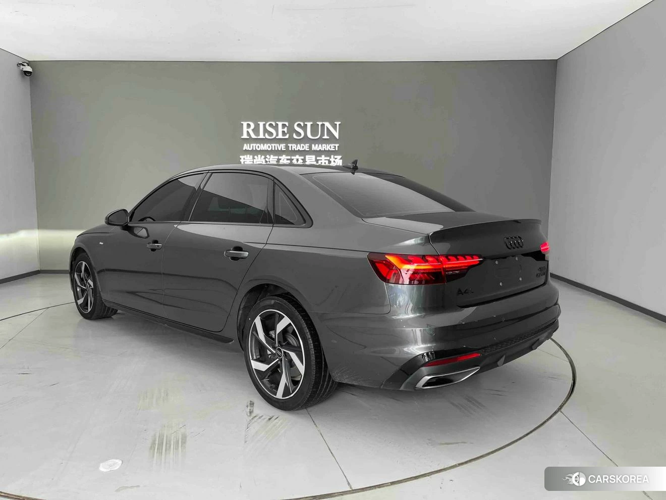 Audi A4L id 4498698 из Китая 13