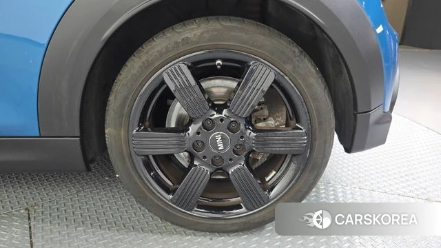 Mini Cooper S Convertible id 4711324 из Кореи 13