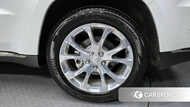 Jeep Grand Cherokee id 4344587 из Кореи 13