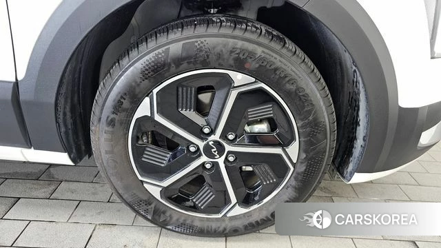 Kia Di Ol Nu Niro id 4655484 из Кореи 13