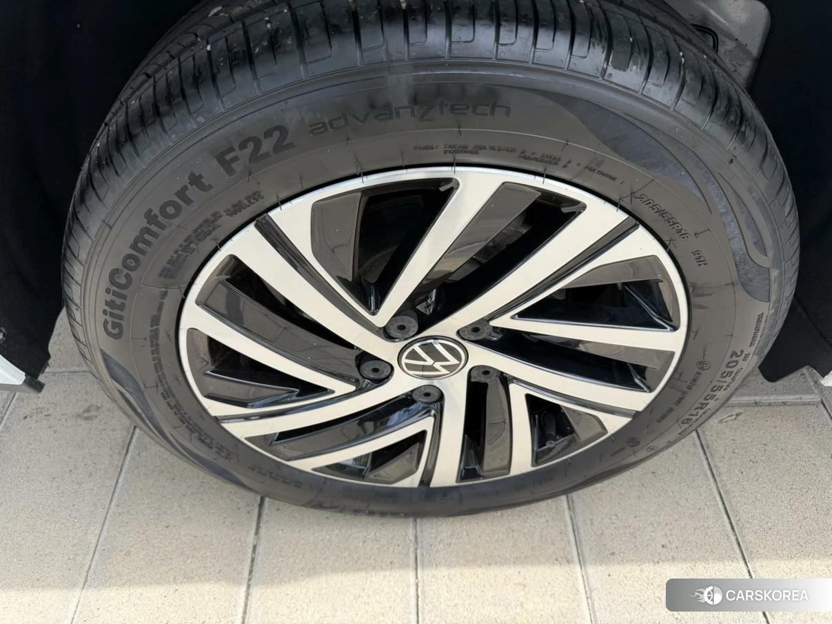 Volkswagen Lavida id 4487155 из Китая 13