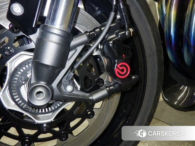 Kawasaki Z900RS id 3939610 из Японии 13