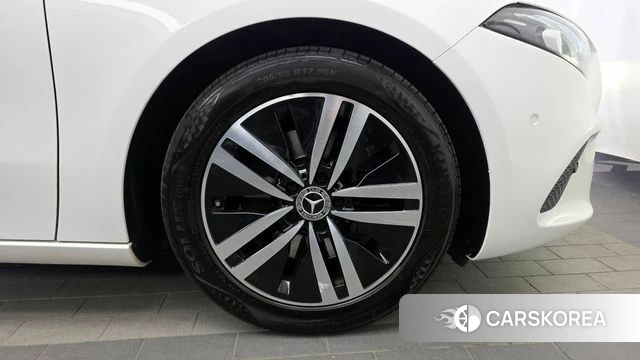 Mercedes-Benz A-Class W177 id 4294023 из Кореи 13
