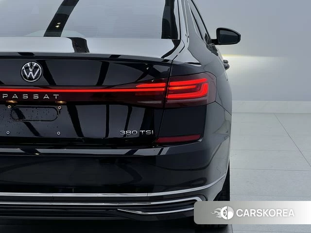 Volkswagen Passat id 4207409 из Китая 13