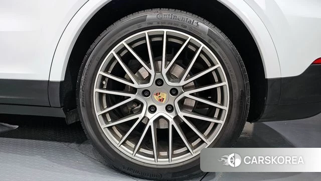 Porsche Cayenne (PO536) id 4382356 из Кореи 13