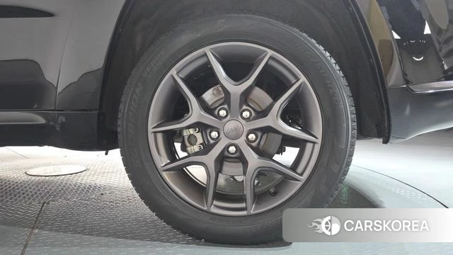 Jeep Grand Cherokee id 4759658 из Кореи 13