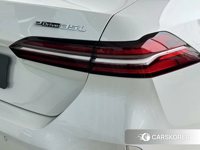 BMW i5 id 4278361 из Китая 13