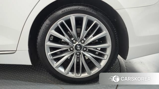 Hyundai Grandeur IG id 4245819 из Кореи 13