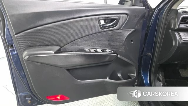 Ssangyong Tivoli Air id 4693916 из Кореи 13