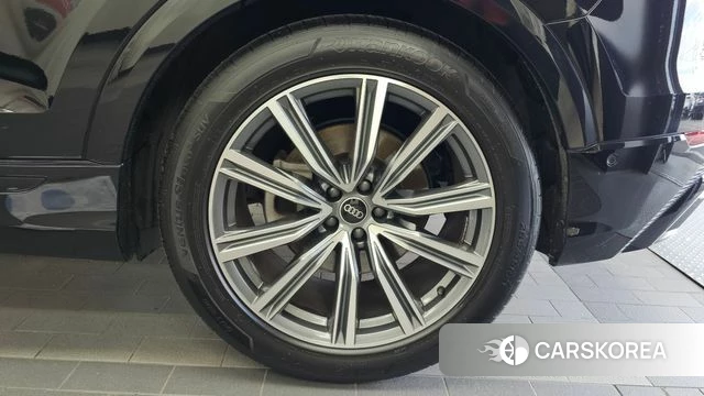 Audi Q8 (4M) id 4707956 из Кореи 13