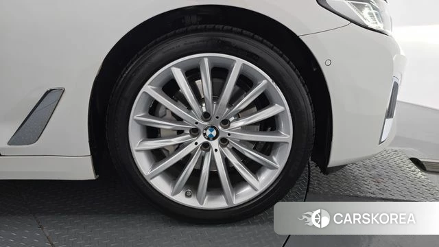 BMW 5 Series (G30) id 4880251 из Кореи 13