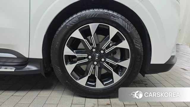 Kia Carnival 4th generation id 4542605 из Кореи 13