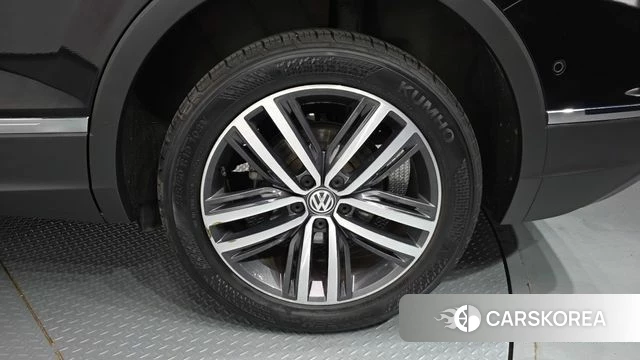 Volkswagen Tiguan Allspace id 4384072 из Кореи 13