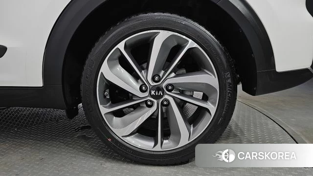 Kia Niro id 4345842 из Кореи 13
