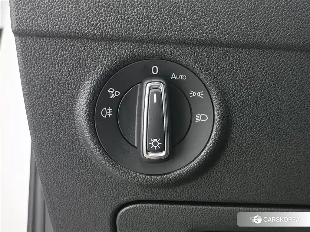 Volkswagen Tiguan L id 4680467 из Китая 14