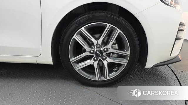 Kia Come New K3 id 4642606 из Кореи 13