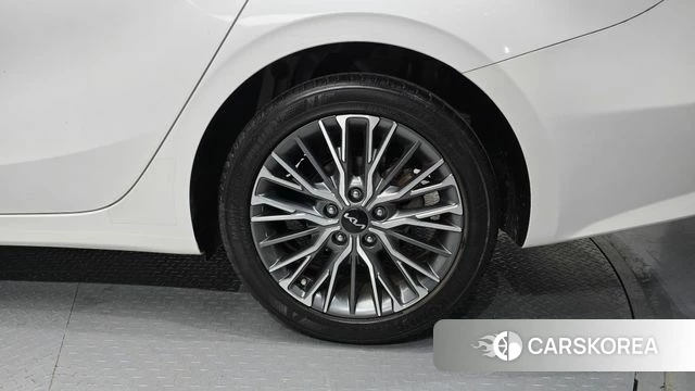 Kia The New K3 2nd generation id 4293753 из Кореи 13