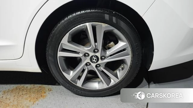 Hyundai Avante AD id 4587426 из Кореи 13