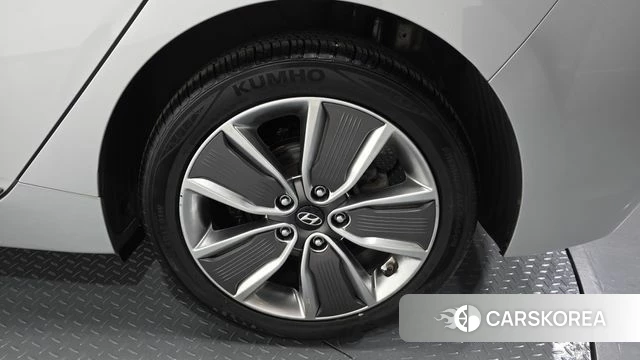 Hyundai Ionic Hybrid id 4447345 из Кореи 13