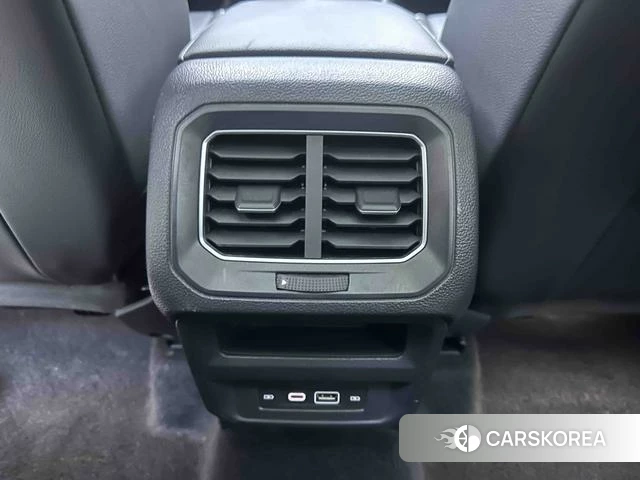 Volkswagen Tiguan L id 4264759 из Китая 13