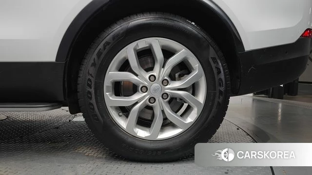 Land Rover Discovery 5 id 4520095 из Кореи 13