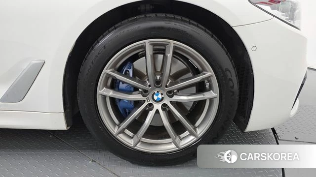 BMW 5 Series (G30) id 4850131 из Кореи 13