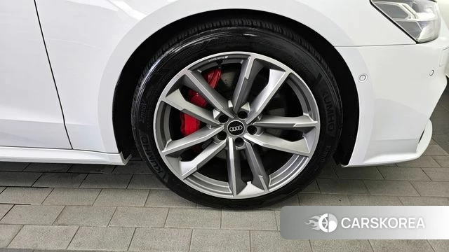 Audi A7 (4K) id 4401276 из Кореи 13