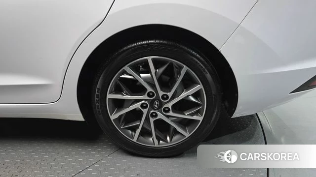 Hyundai The New Avante AD id 4196745 из Кореи 13