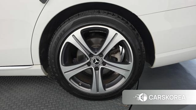 Mercedes-Benz E-Class W213 id 4775849 из Кореи 13