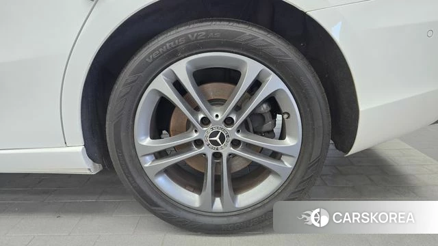 Mercedes-Benz A-Class W177 id 4496313 из Кореи 13