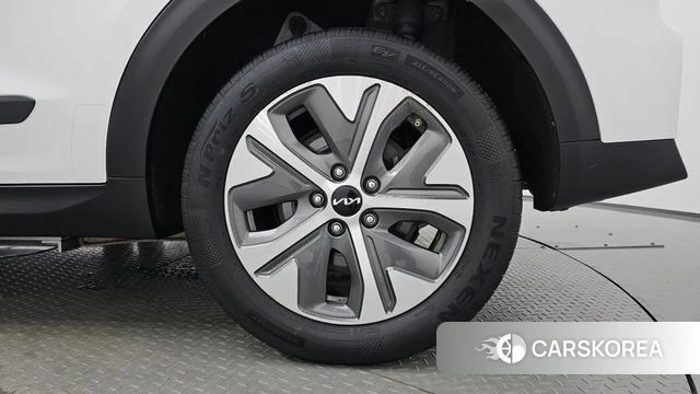 Kia Niro Plus id 4730935 из Кореи 13