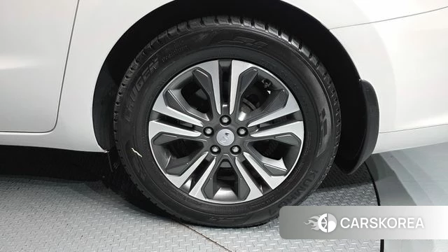Kia The New Carnival id 4339651 из Кореи 13