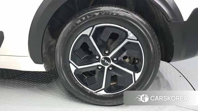 Kia Di Ol Nu Niro id 4350075 из Кореи 13