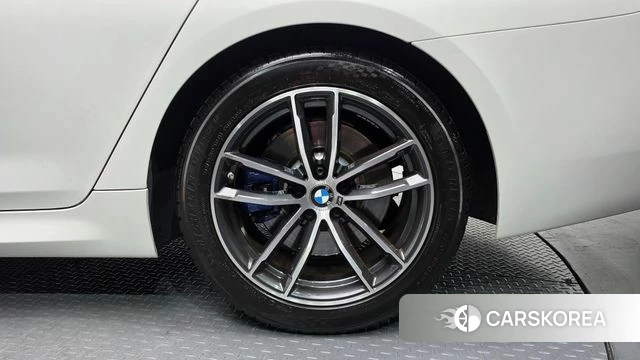 BMW 5 Series (G30) id 4489594 из Кореи 13