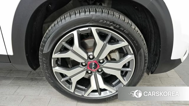 Kia Seltos id 4267969 из Кореи 13