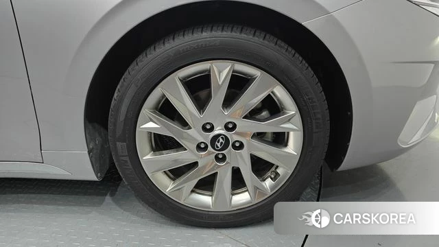 Hyundai The New Grandeur IG Hybrid id 4930134 из Кореи 13