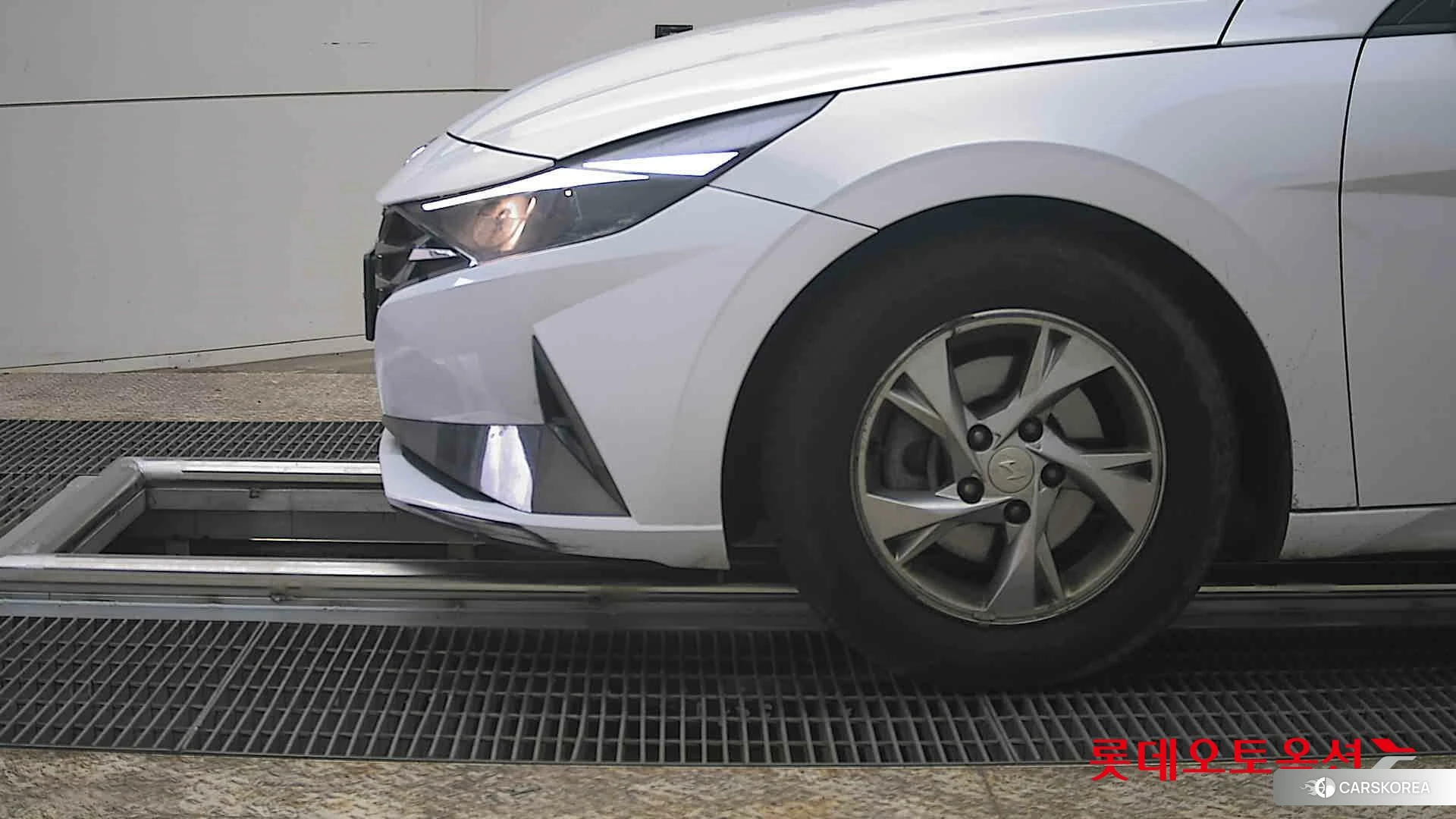 Hyundai Avante id 3869248 из Кореи 13