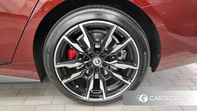 BMW i4 id 4343196 из Кореи 13