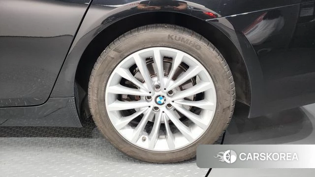 BMW 5 Series (G30) id 4550587 из Кореи 13