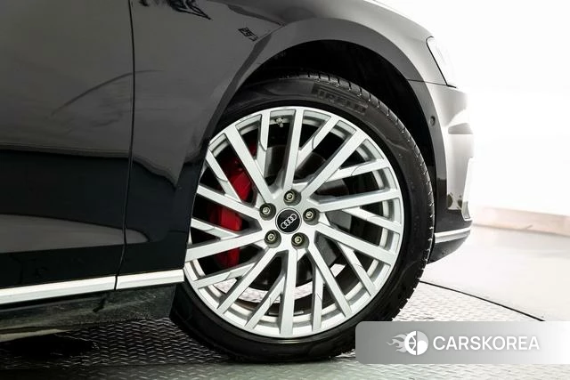 Audi A8 id 4254264 из Китая 13