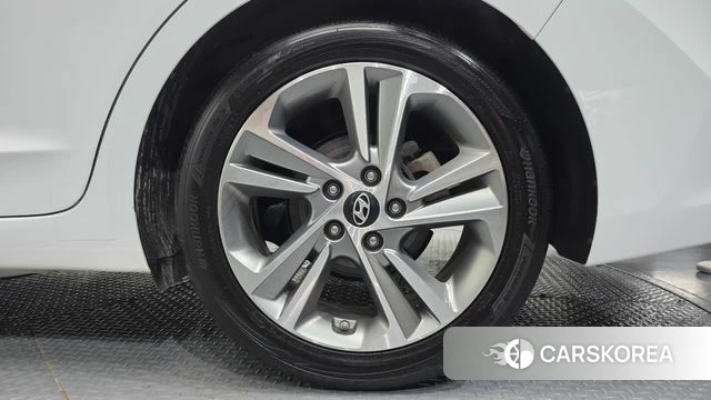 Hyundai Avante AD id 4496856 из Кореи 13