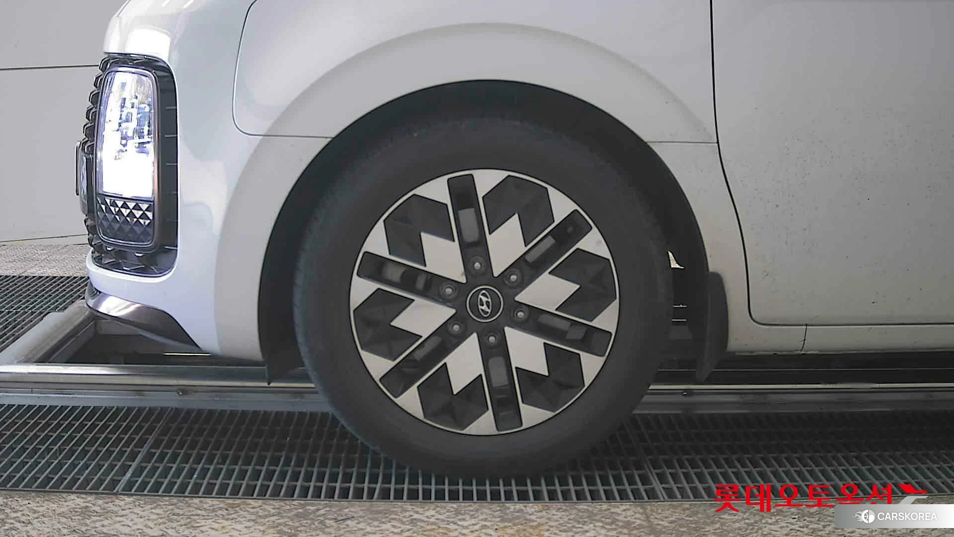 Hyundai STARIA LOUNGE Limousine id 3882076 из Кореи 13